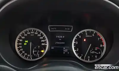 Infiniti Q30 2017 2.0 гидро, миниатюра 8