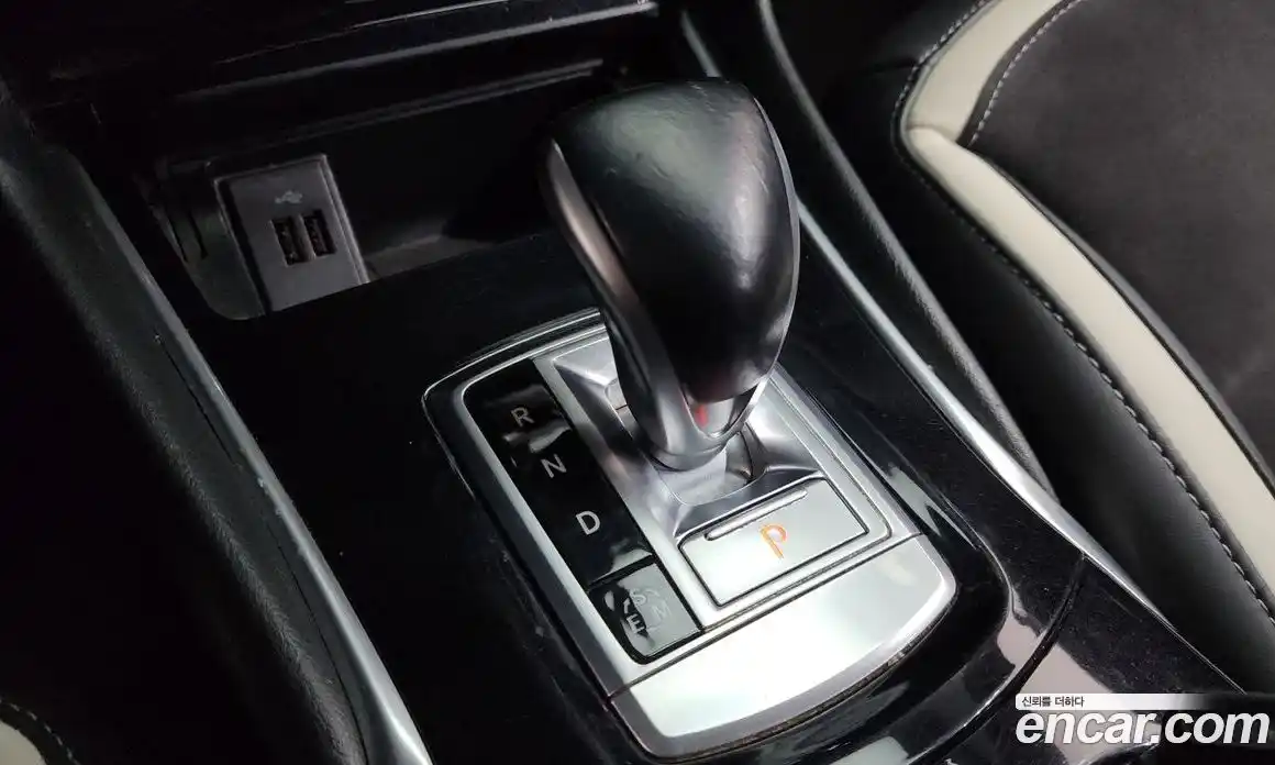 Infiniti Q30 2017 2.0 гидро, фото 9