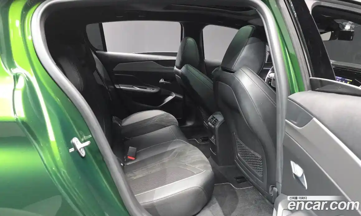Peugeot 308 2022 1.5 автомат (гидро), фото 18