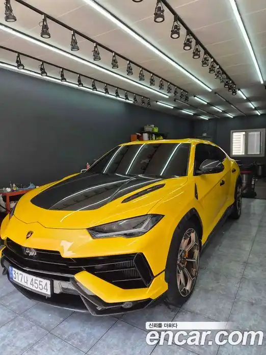 Lamborghini Urus 2024 4.0 гидро, фото 4