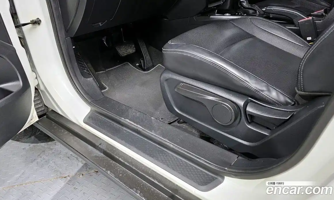 SsangYong TIBOLI 2019 1.5 автомат (гидро), фото 15