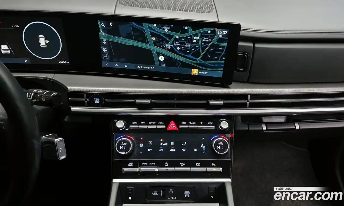 Hyundai Santa Fe 2023 2.5 автомат (гидро), фото 15