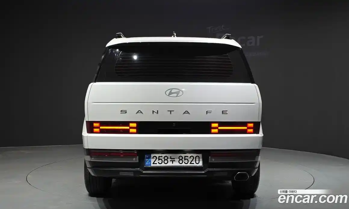 Hyundai Santa Fe 2023 2.5 автомат (гидро), фото 4