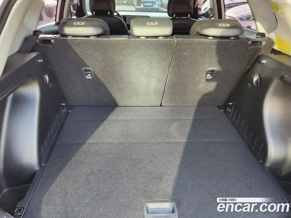 Hyundai Kona 2024 1.6 автомат (гидро), фото 15