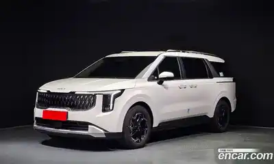 Kia Carnival, 2025, 4 734 км