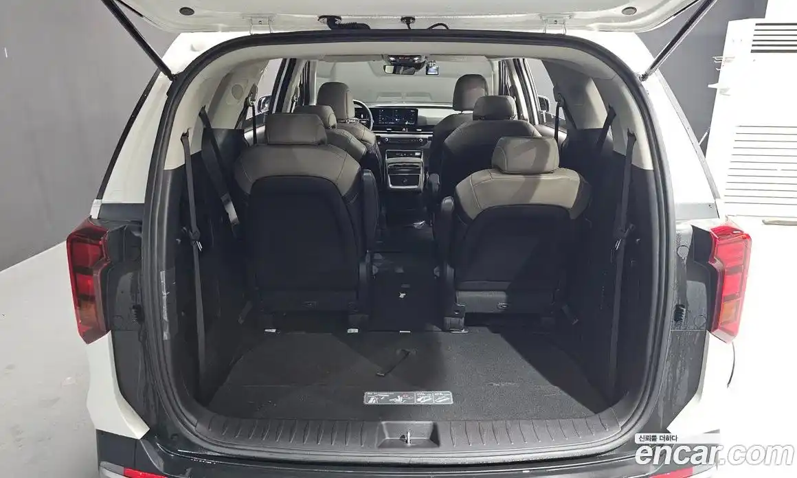 Kia Carnival 2025 2.2 автомат (гидро), фото 20