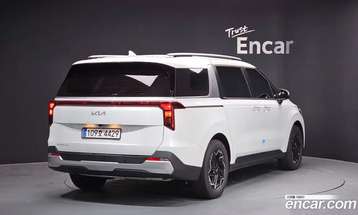 Kia Carnival 2025 2.2 автомат (гидро), фото 3