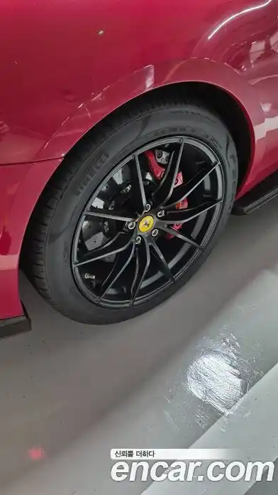 Ferrari 812 2019 6.5 автомат (гидро), фото 12