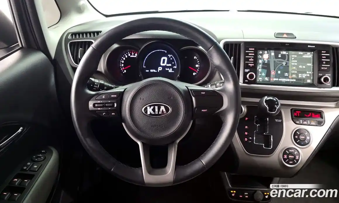 Kia Ray 2019 1.0 автомат (гидро), фото 13