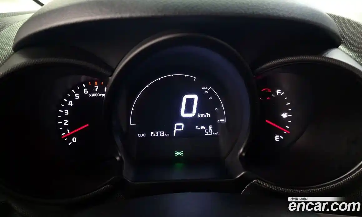 Kia Ray 2019 1.0 автомат (гидро), фото 8