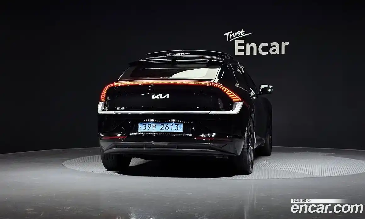 Kia EV6 2023 0.1 автомат (гидро), фото 4