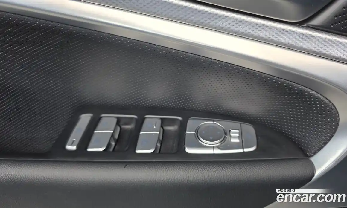 Genesis G70 2020 2.0 автомат (гидро), фото 13