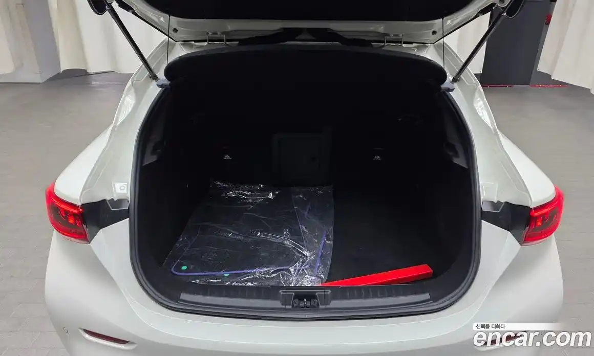 Infiniti Q30 2017 2.0 гидро, фото 20