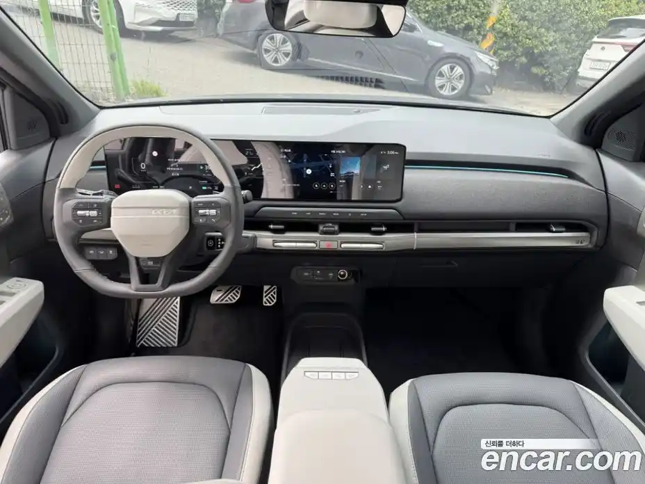 Kia EV3 2024 0.2 автомат (гидро), фото 12