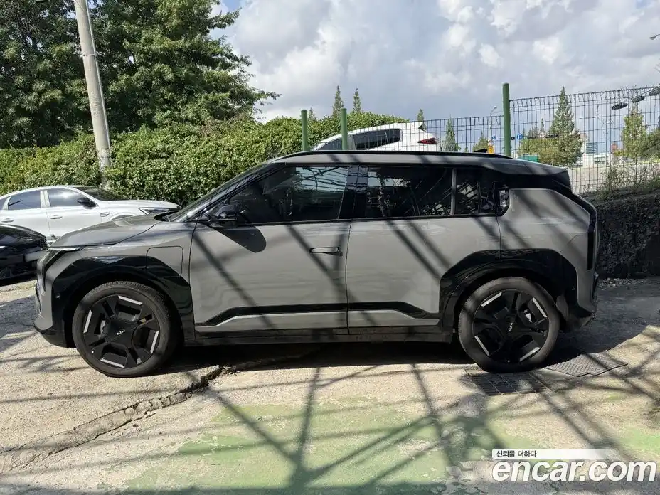 Kia EV3 2024 0.2 автомат (гидро), фото 3