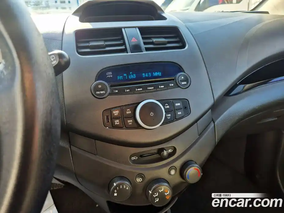 Chevrolet Spark 2012 1.0 автомат (гидро), фото 9