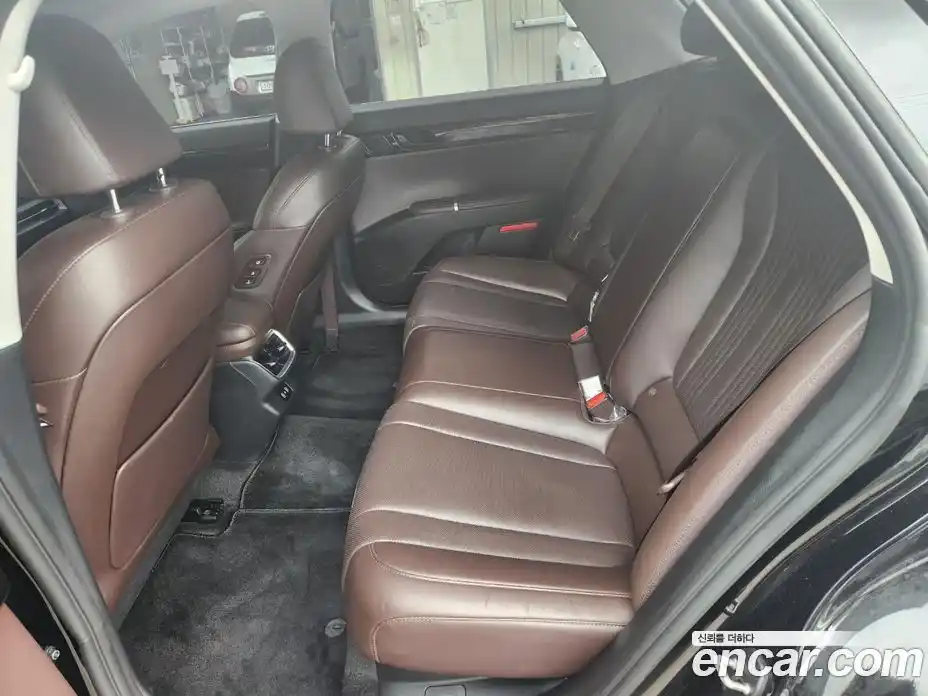 Hyundai Grandeur 2023 2.5 автомат (гидро), фото 15