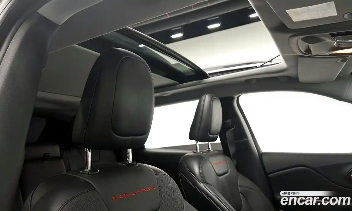 Jeep Cherokee 2021 3.2 автомат (гидро), фото 16