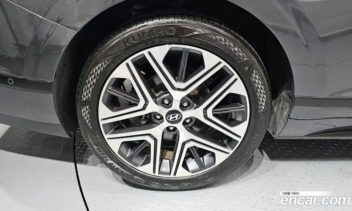 Hyundai Grandeur 2023 2.5 автомат (гидро), фото 5
