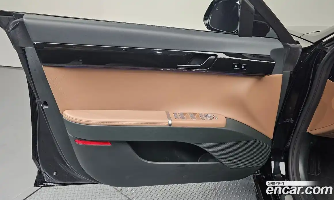 Hyundai Grandeur 2023 2.5 автомат (гидро), фото 14