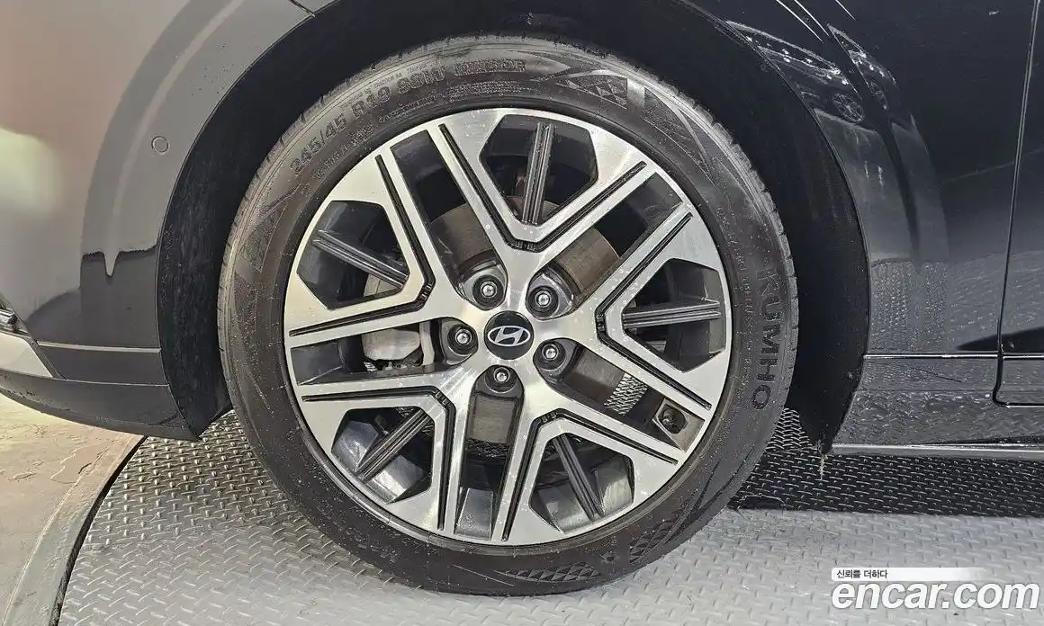 Hyundai Grandeur 2023 2.5 автомат (гидро), фото 5