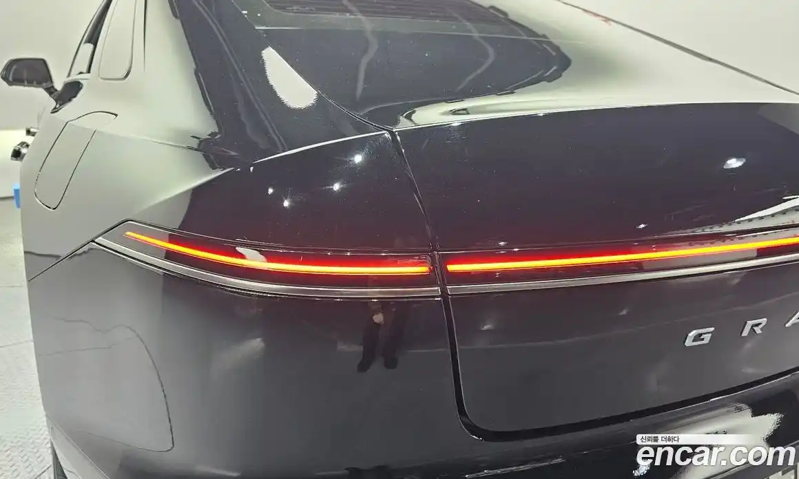 Hyundai Grandeur 2023 2.5 автомат (гидро), фото 9