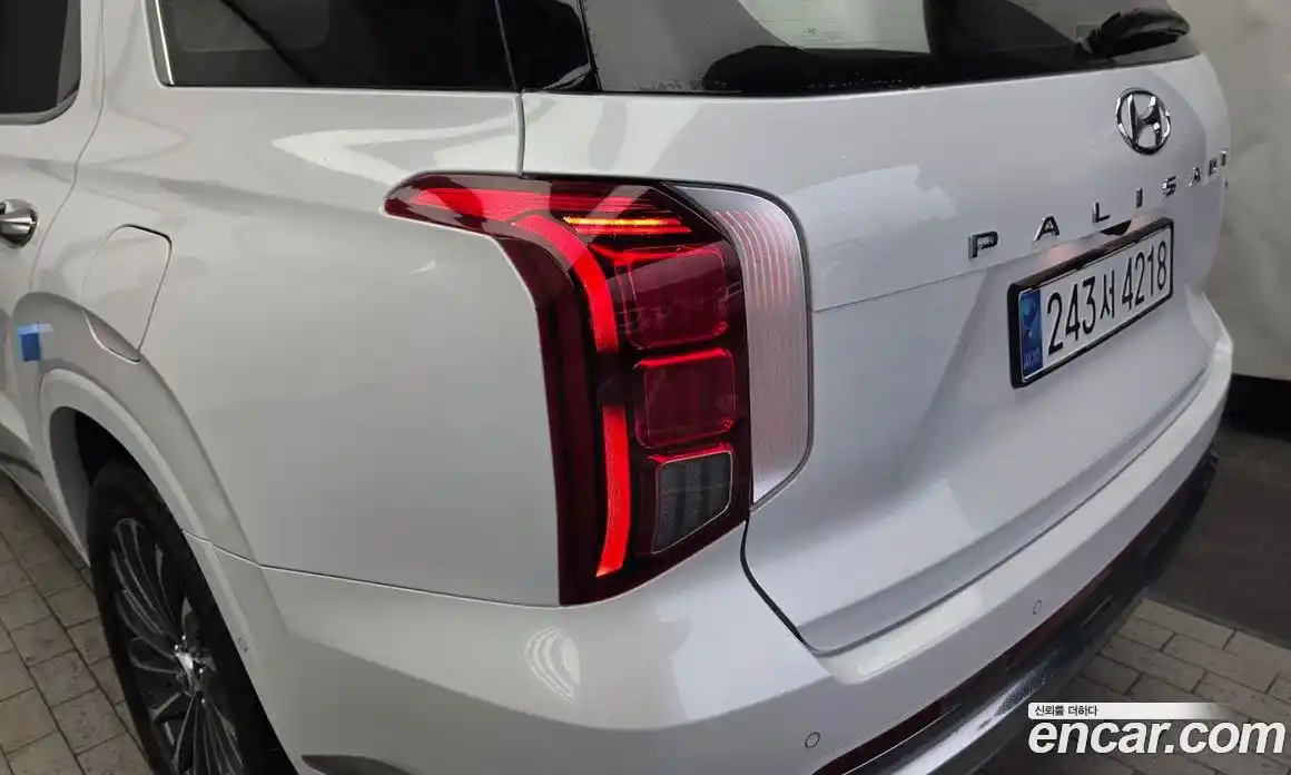 Hyundai Palisade 2024 2.2 автомат (гидро), фото 8