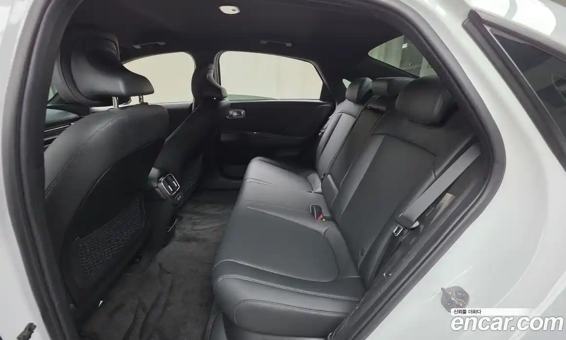 Hyundai Ioniq 6 2024 0.1 автомат (гидро), фото 18
