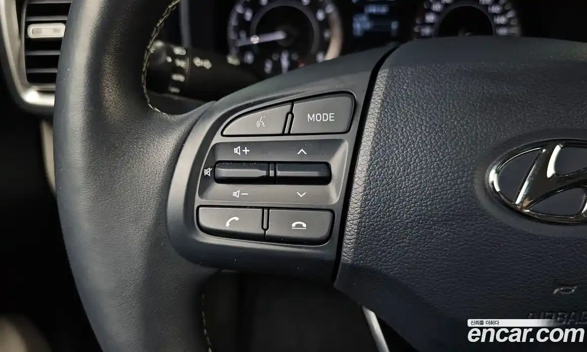 Hyundai Venue 2021 1.6 автомат (гидро), фото 22