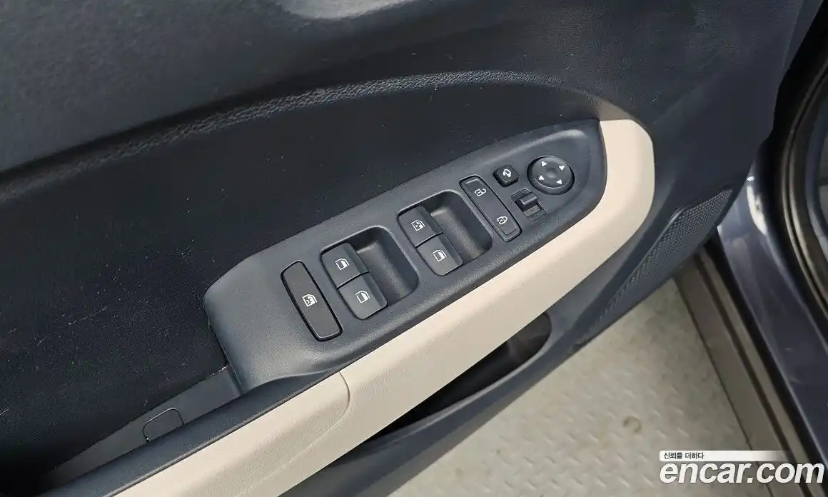 Hyundai Venue 2021 1.6 автомат (гидро), фото 29