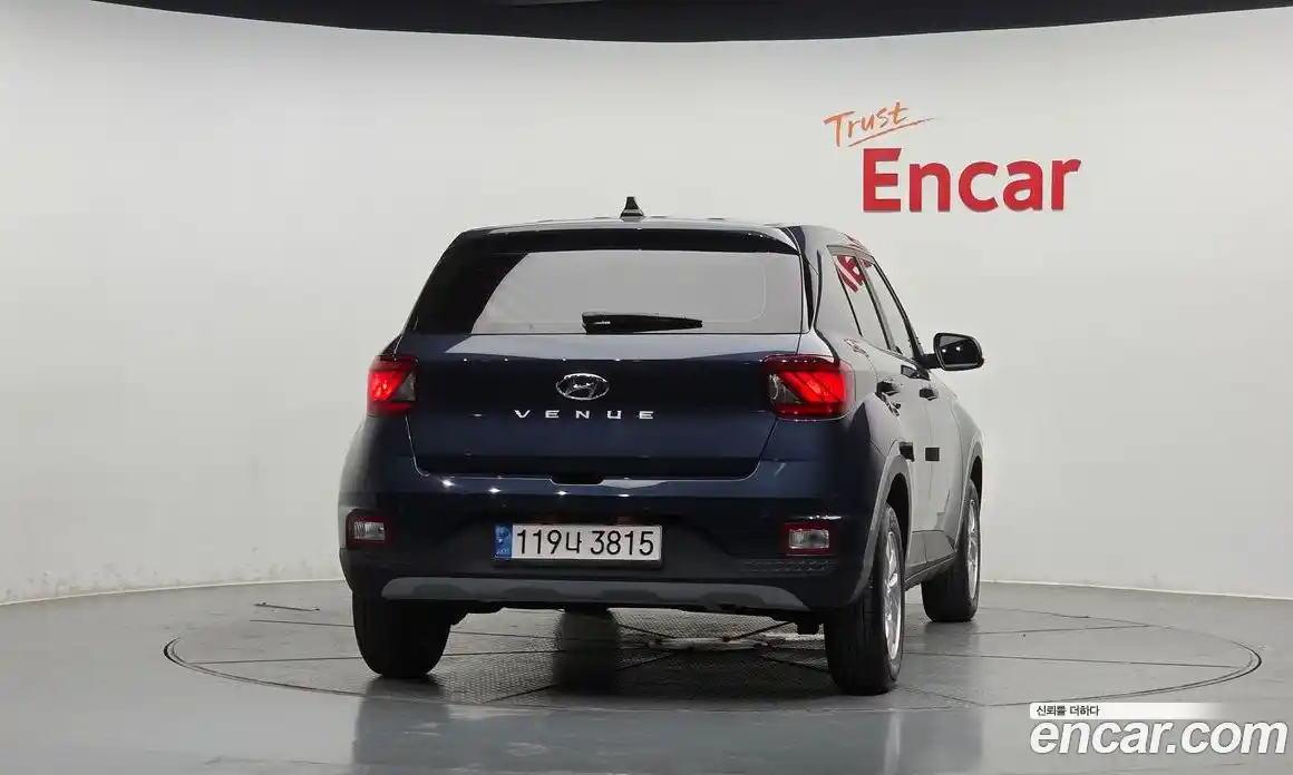Hyundai Venue 2021 1.6 автомат (гидро), фото 4