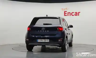 Hyundai Venue 2021 1.6 автомат (гидро), миниатюра 4