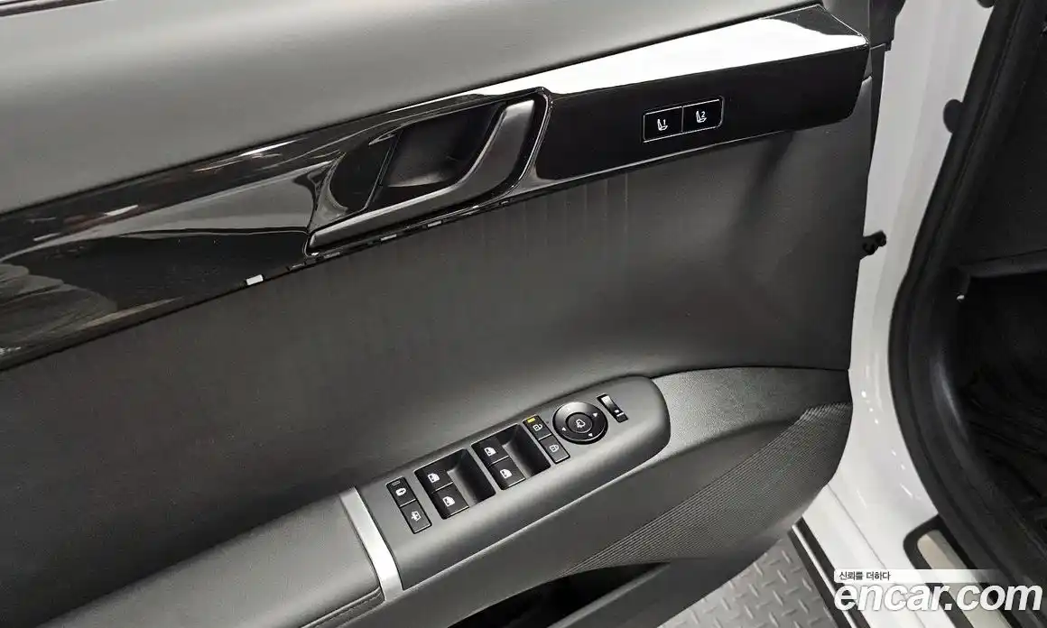 Hyundai Grandeur 2023 2.5 автомат (гидро), фото 18