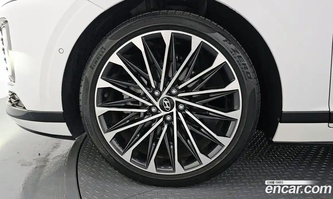 Hyundai Grandeur 2023 2.5 автомат (гидро), фото 5