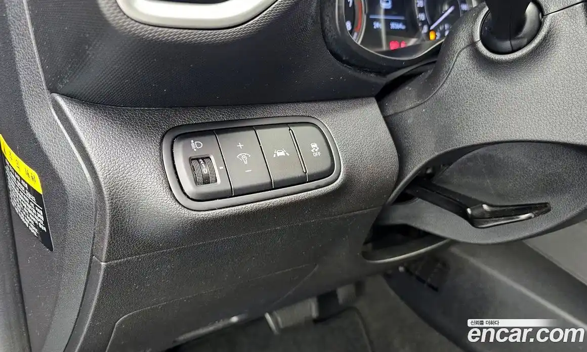 Hyundai Venue 2019 1.6 автомат (гидро), фото 22