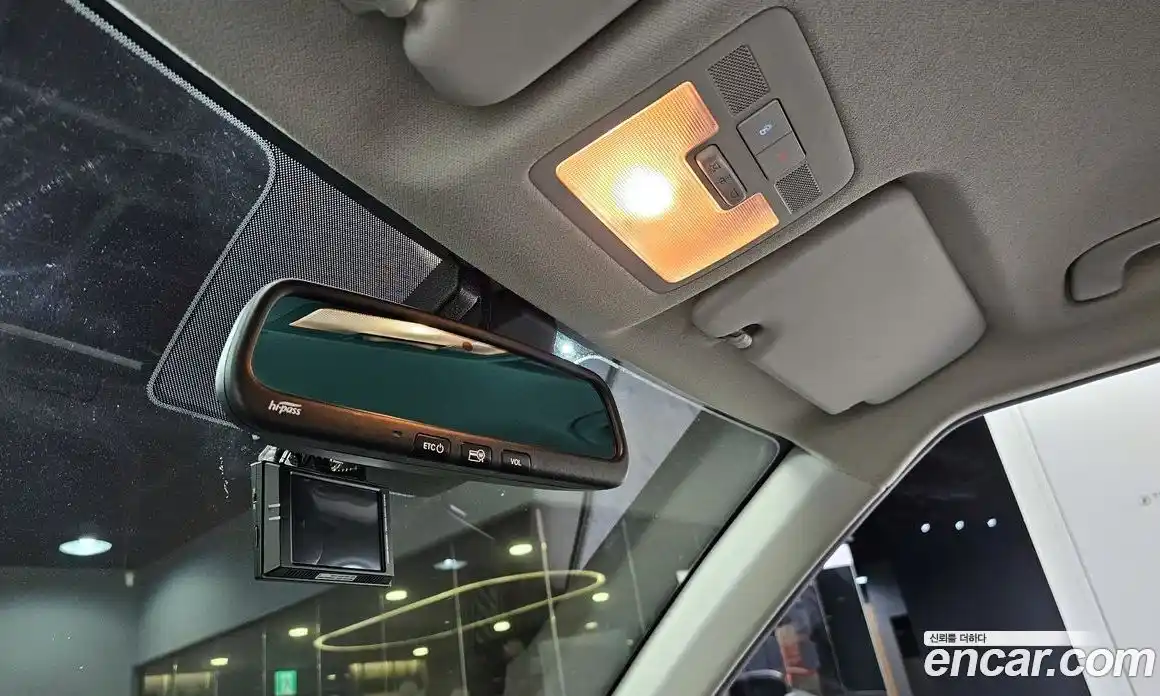 Hyundai Venue 2019 1.6 автомат (гидро), фото 27