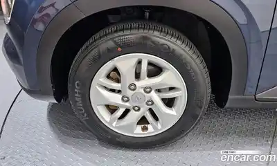 Hyundai Venue 2019 1.6 автомат (гидро), миниатюра 5