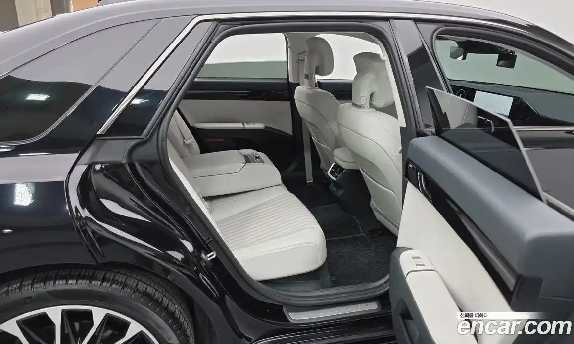 Hyundai Grandeur 2024 3.5 автомат (гидро), фото 11