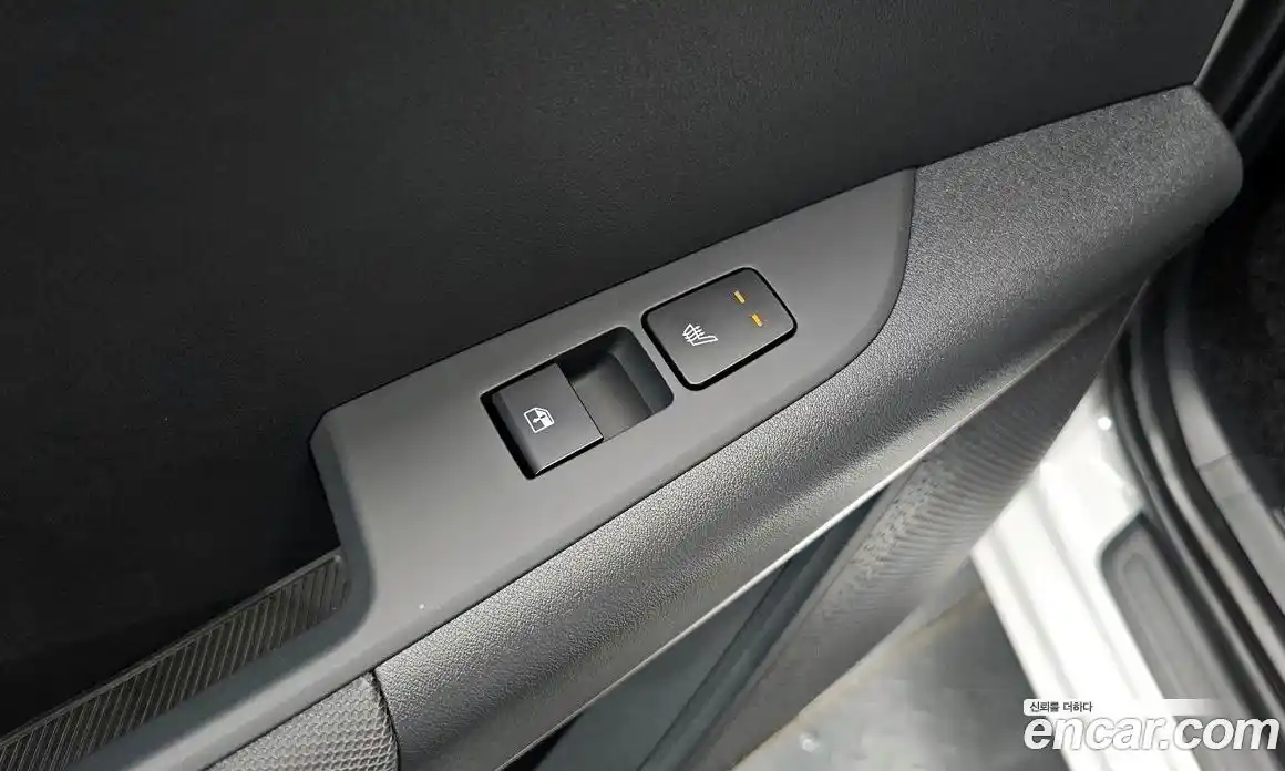 Kia Niro 2025 1.6 автомат (гидро), фото 25