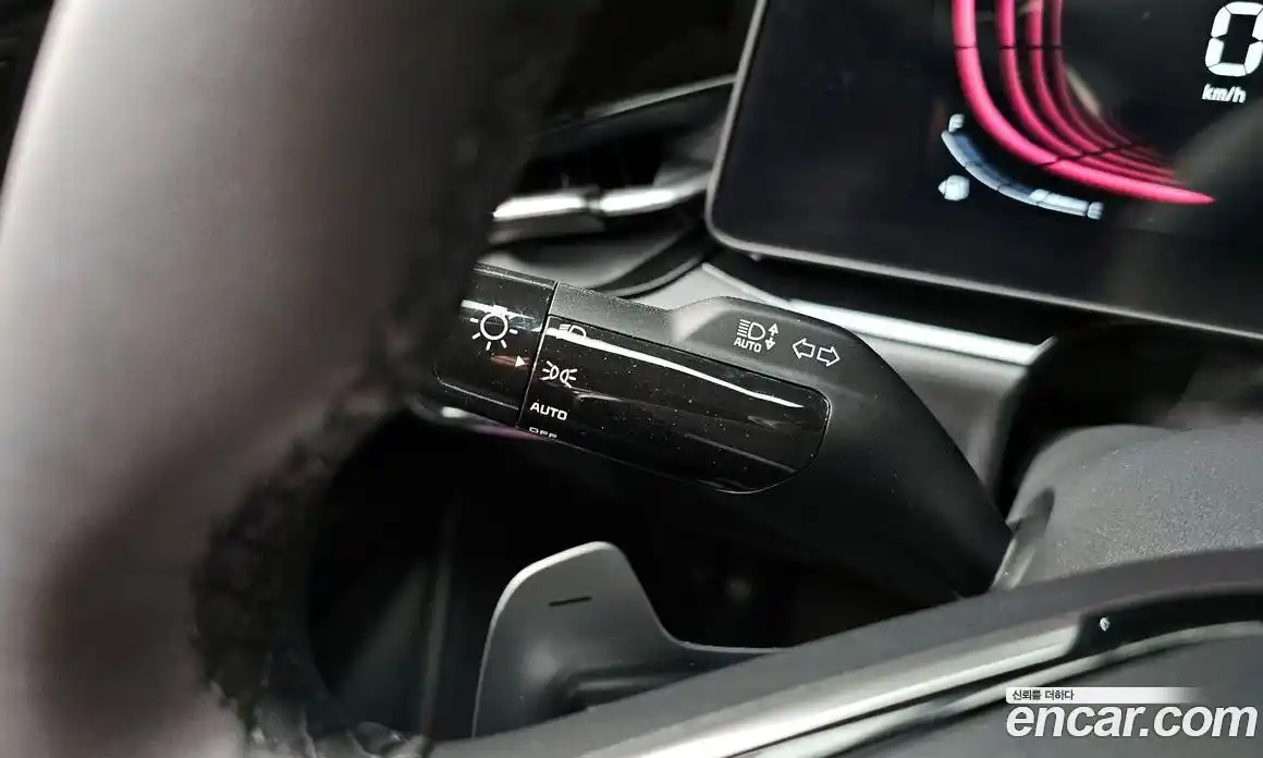 Kia Niro 2025 1.6 автомат (гидро), фото 30