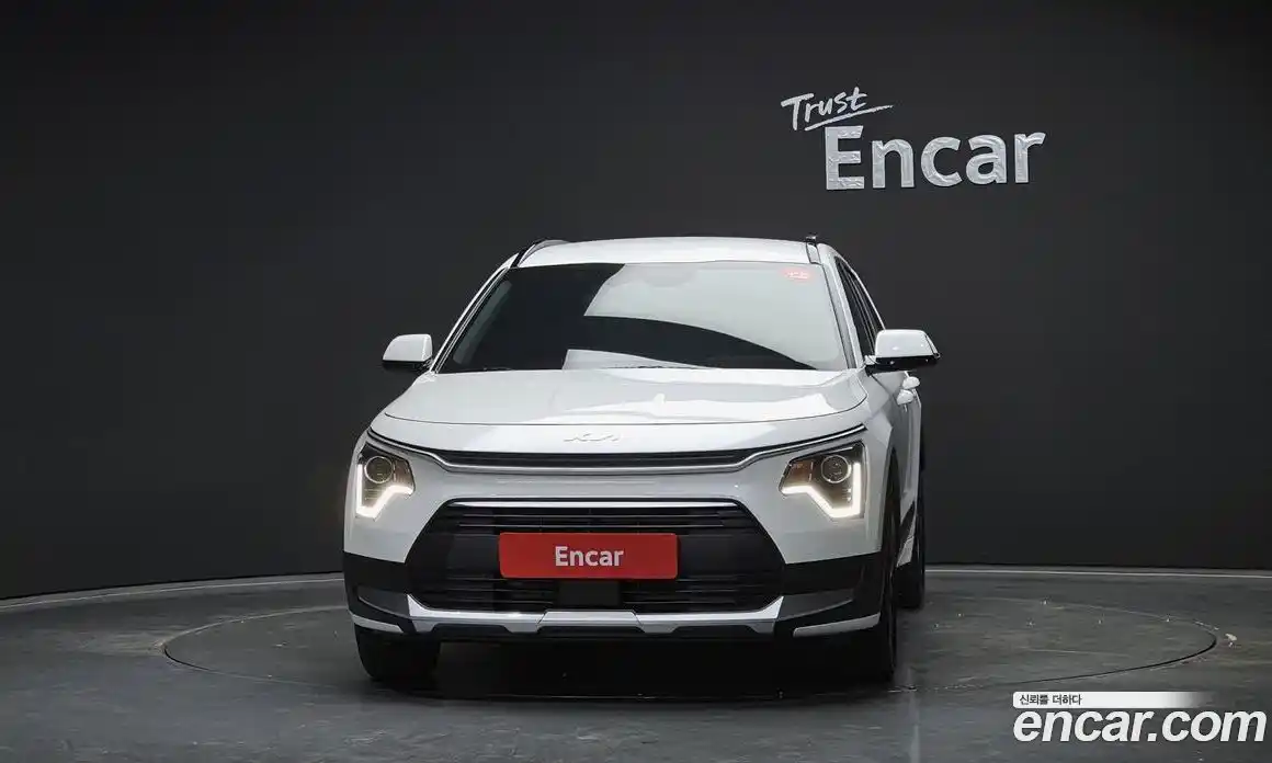 Kia Niro 2025 1.6 автомат (гидро), фото 3