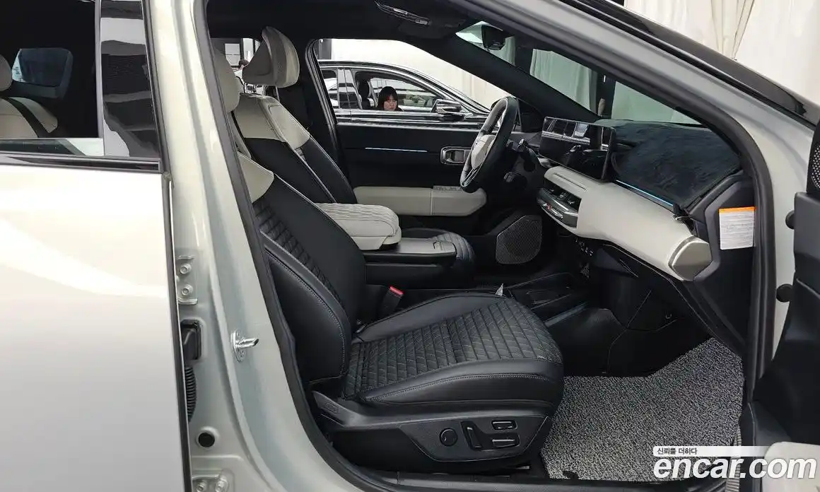Kia EV4 2025 0.2 автомат (гидро), фото 17
