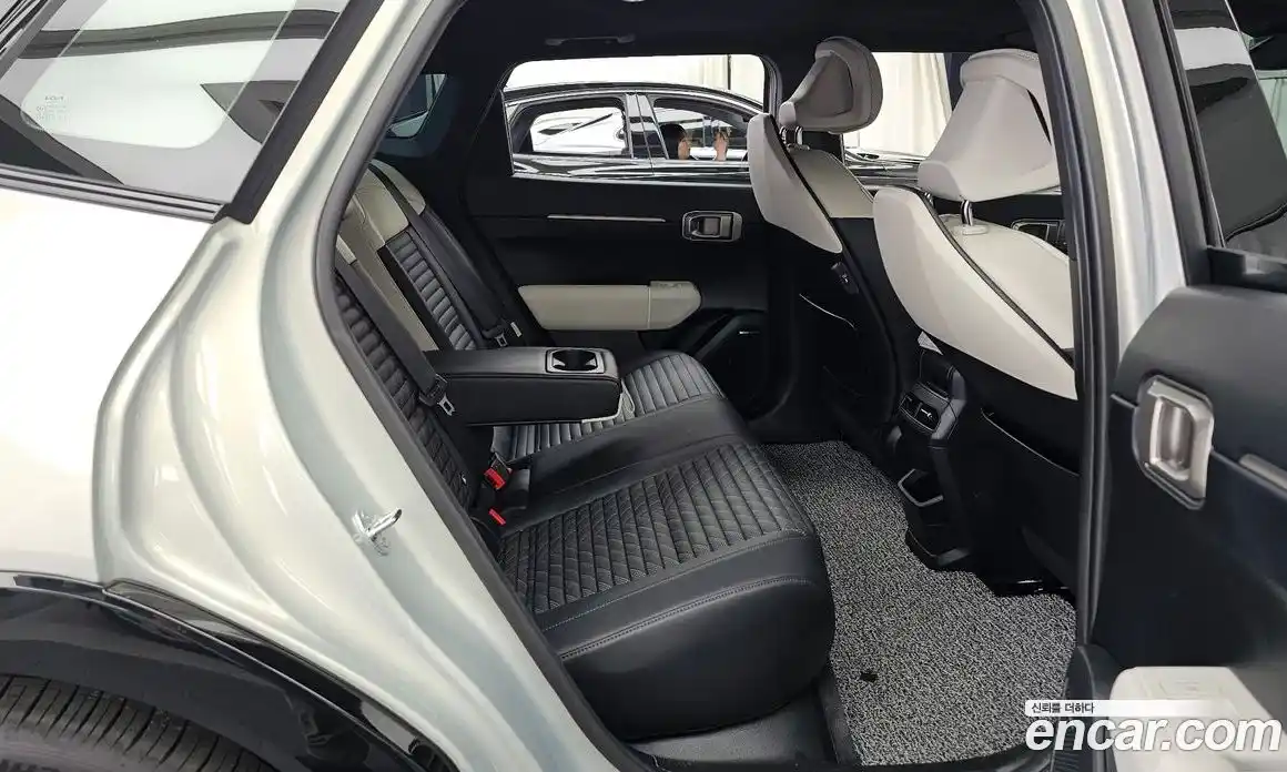 Kia EV4 2025 0.2 автомат (гидро), фото 18