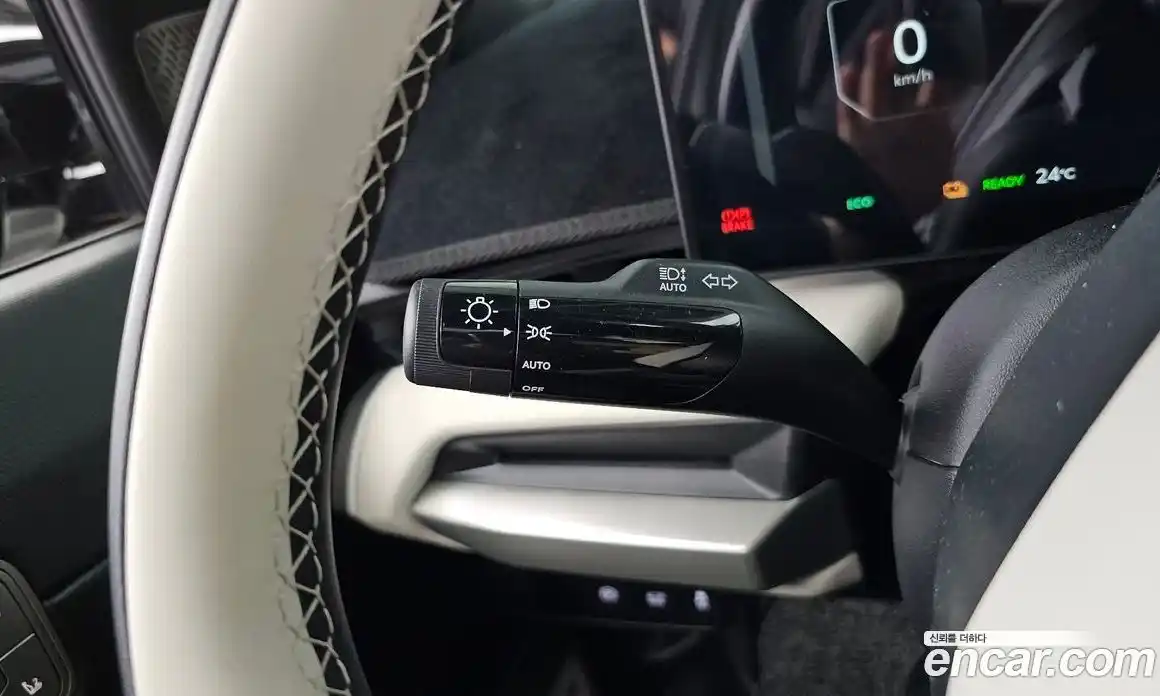 Kia EV4 2025 0.2 автомат (гидро), фото 35