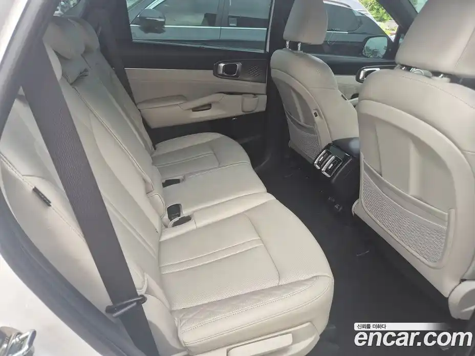 Kia Sorento 2024 1.6 автомат (гидро), фото 16