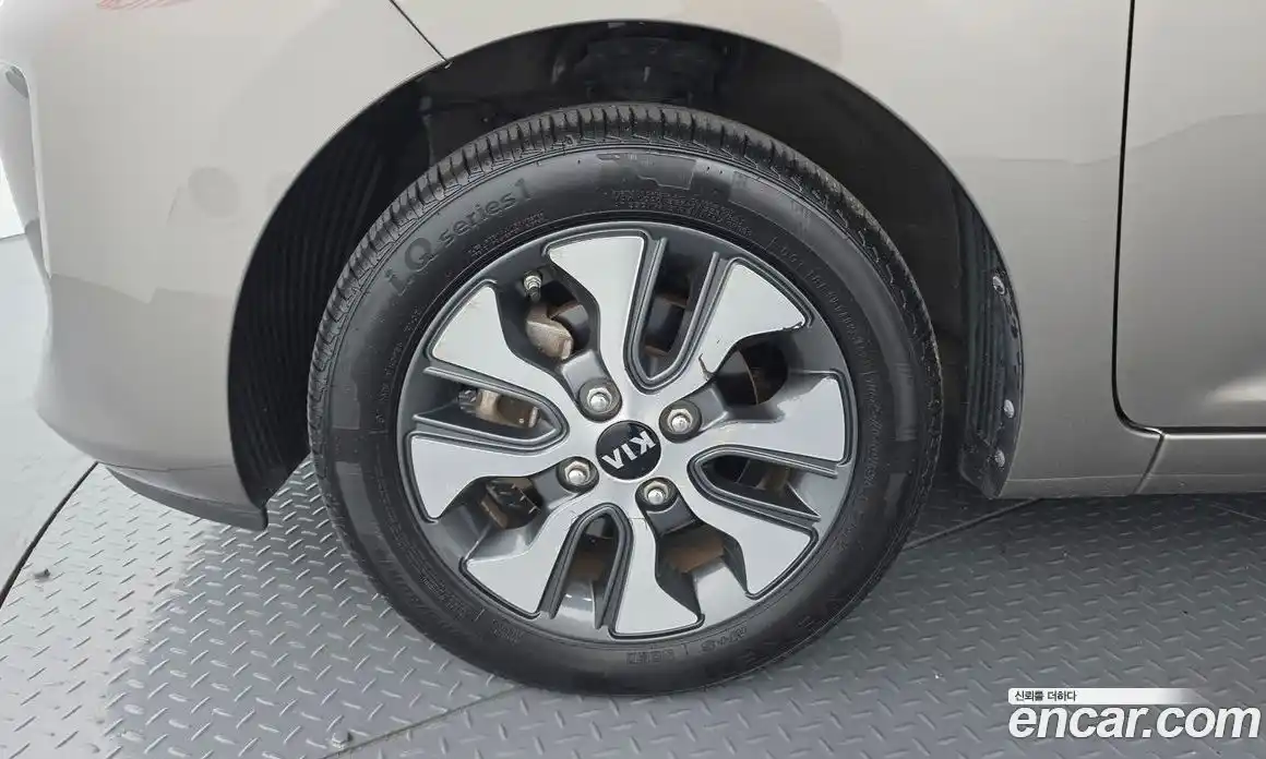 Kia Morning 2015 1.0 автомат (гидро), фото 5