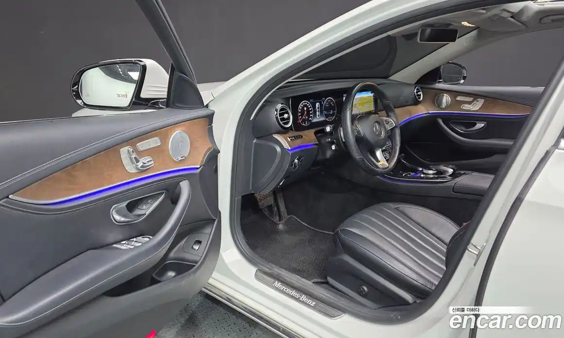 Mercedes-Benz E-Class 2017 2.0 автомат (гидро), фото 12