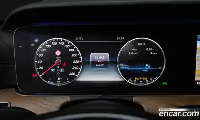 Mercedes-Benz E-Class 2017 2.0 автомат (гидро), миниатюра 10