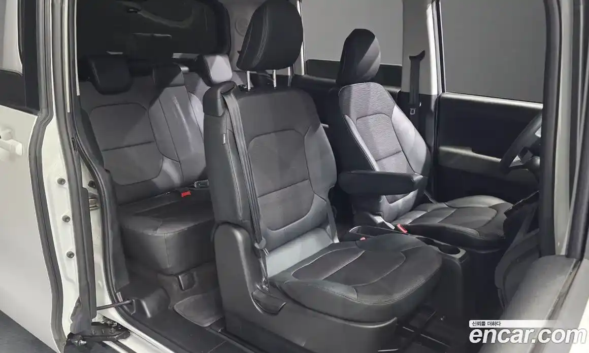 Kia Ray 2022 1.0 автомат (гидро), фото 24
