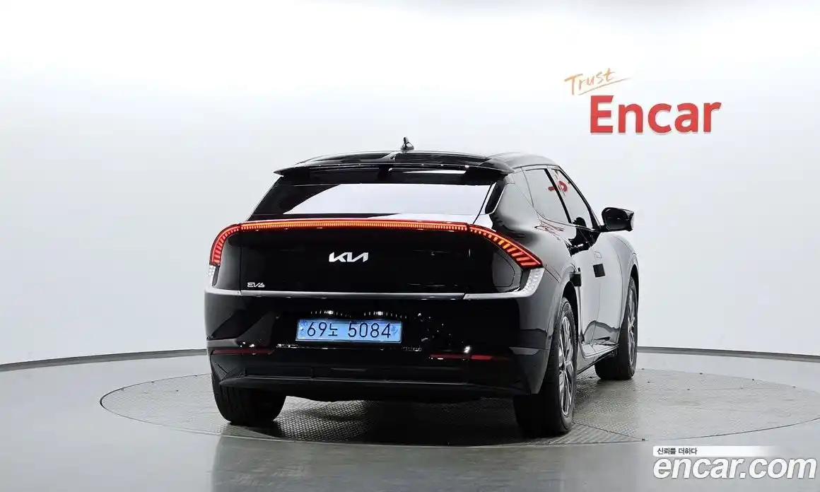 Kia EV6 2023 0.1 автомат (гидро), фото 3